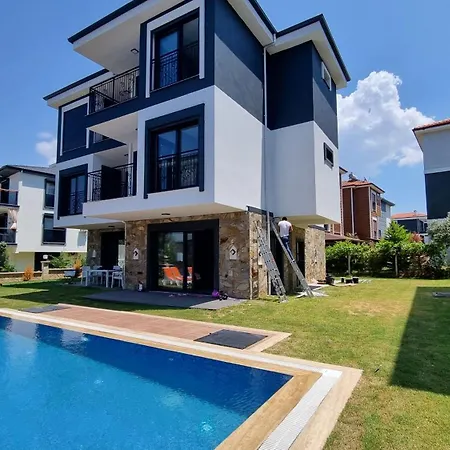 Begonvil Kusadasi